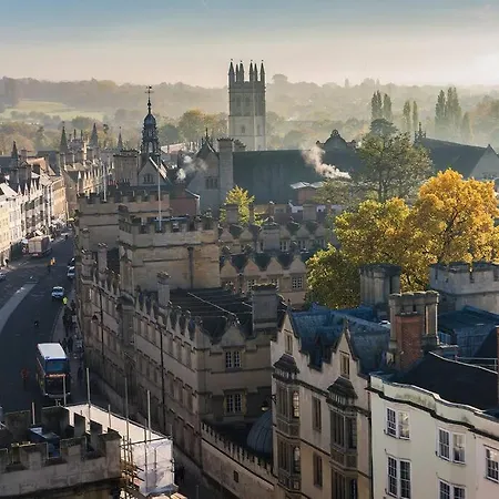 Modern 2-Bed Apartment With Balcony, Close To Oxford City Centre With Free Parking Buitenkant foto