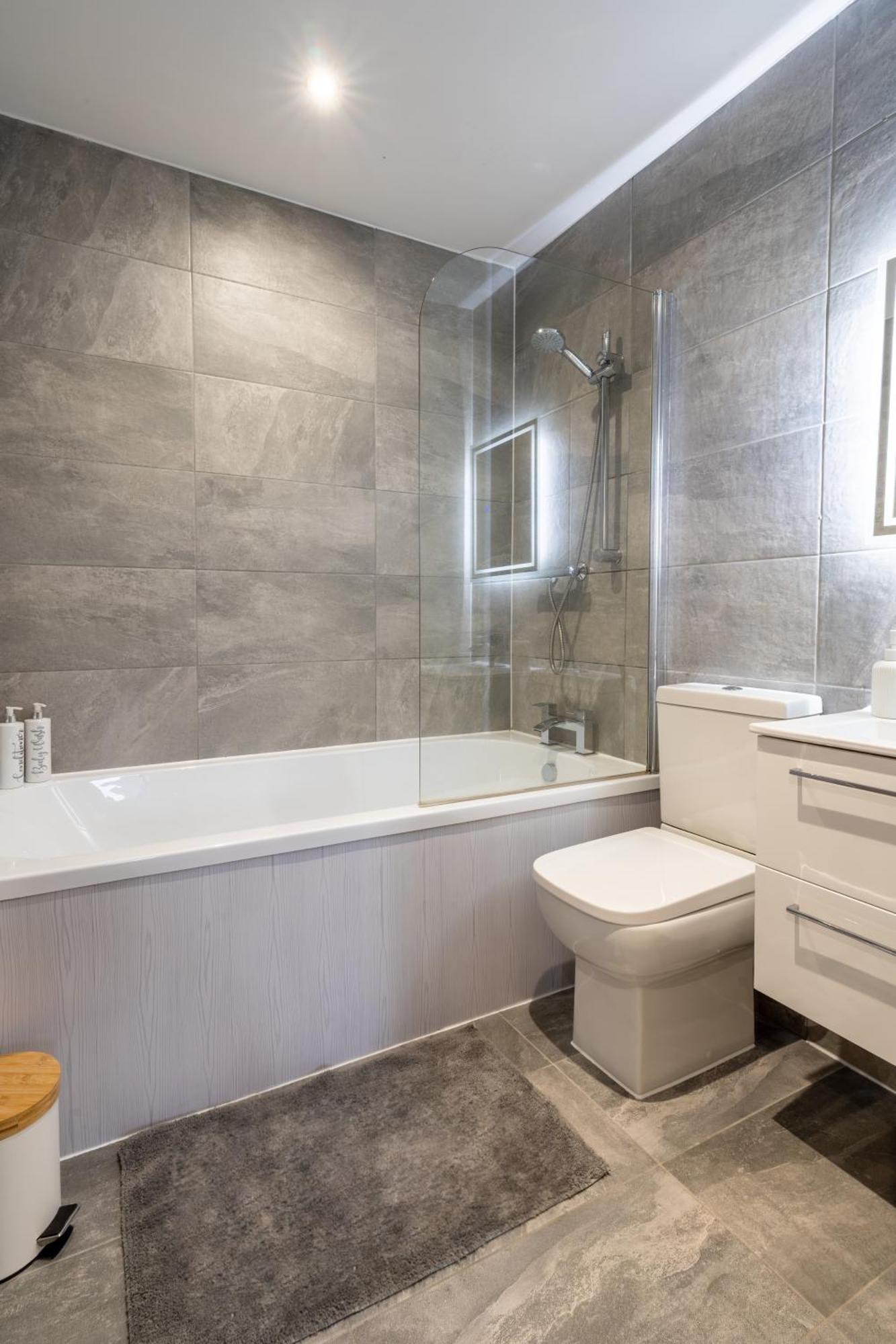 Appartement Modern 2-bed With Balcony, Close To Centre With Free Parking Oxford