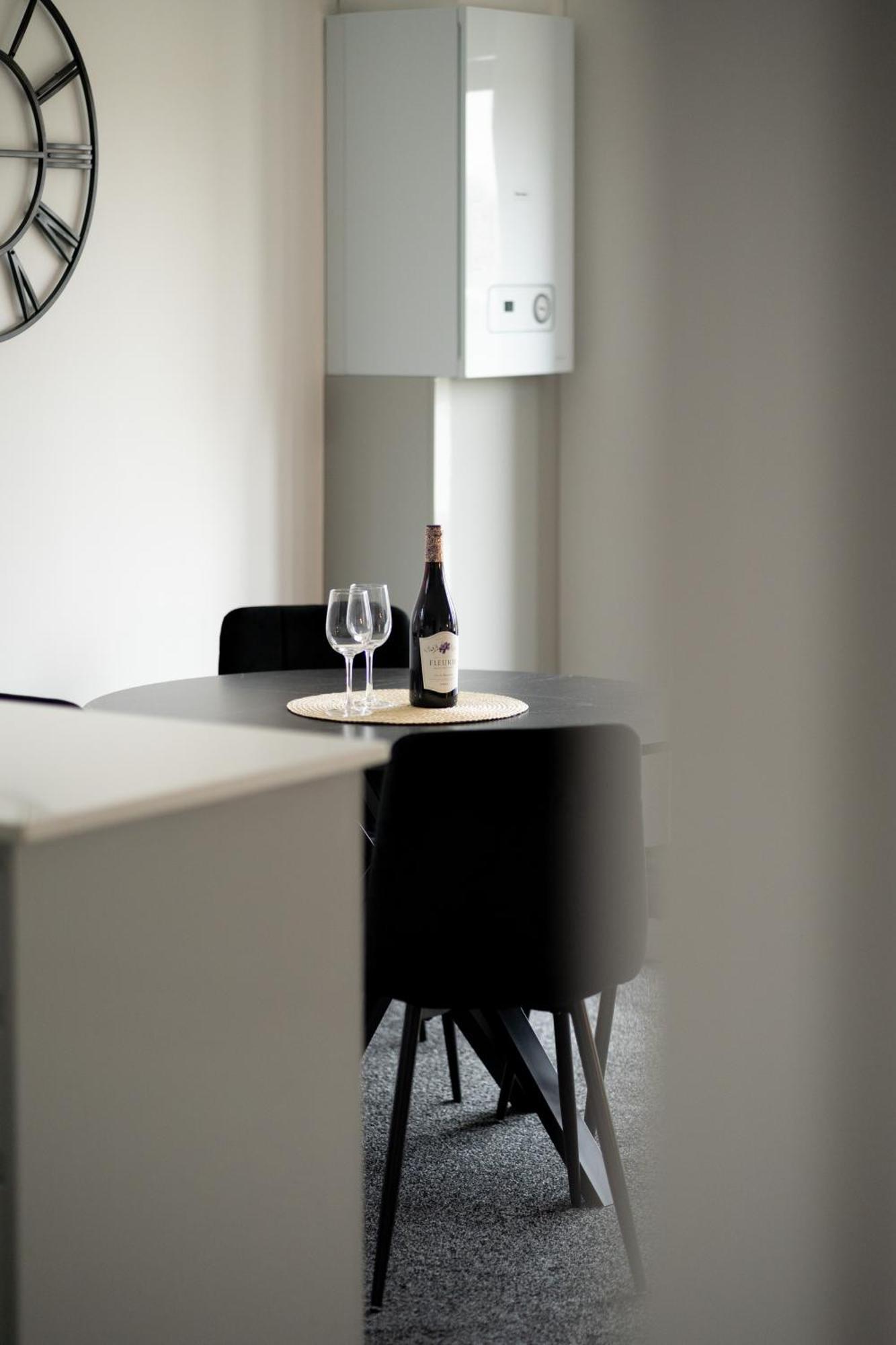 Modern 2-bed With Balcony, Close To Centre With Free Parking Appartement Oxford